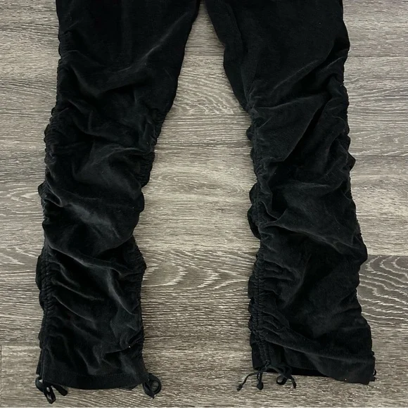 Y2K Younique Black Corduroy Ruched Tie Cargo Pants Size 5 Low Rise Fine Wale 90s - Picture 3 of 13